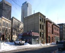 Vue d'ensemble - du nord-ouest de l'édifice Western, Winnipeg, 2006; Historic Resources Branch, Manitoba Culture, Heritage, Tourism and Sport, 2006