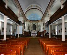 Vue plongeante sur la nef de l'église catholique Saint-Joachim, La Broquerie, 2005; Historic Resources Branch, Manitoba Culture, Heritage, Tourism and Sport, 2005