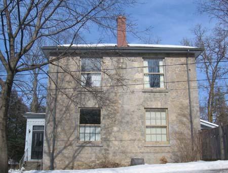 South elevation of 14 Henderson Street