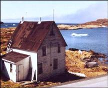 Exterior photo, rear facade, William Henry Pynn House, Quirpon, before restoration.; HFNL 2005