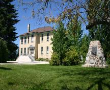 View from the southeast of the main elevation of Brant Consolidated School, Argyle, 2005; Historic Resources Branch, Manitoba Culture, Heritage, Tourism and Sport, 2005