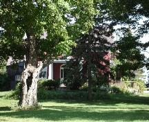 House through the trees; RHI 2006