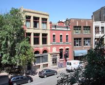 Vue d'ensemble - du sud-ouest du bâtiment W.F. Alloway, Winnipeg, 2006; Historic Resources Branch, Manitoba Culture, Heritage, Tourism and Sport, 2006