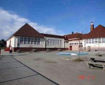 Exterior view of Queen Elizabeth Elementary School; City of Vancouver, 2008