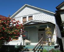Exterior view of the Hendrix House; City of Vancouver, 2007