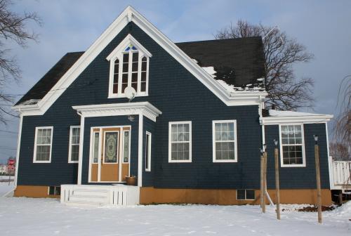 Showing front elevation