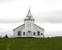 Vue de la façade principale de l'église luthérienne Frelsis (Liberty), région de Baldur, 2005; Historic Resources Branch, Manitoba Culture, Heritage, Tourism and Sport, 2005