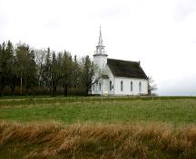 Vue d'ensemble - du sud-ouest de l'église luthérienne Frelsis (Liberty), région de Baldur, 2005; Historic Resources Branch, Manitoba Culture, Heritage, Tourism and Sport, 2005
