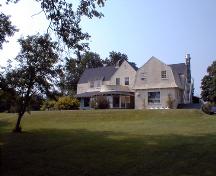Fort Tipperary - General view with the former Shaughnessy House in the background.; PNB 2004