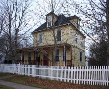 Showing front elevation; Donna Collings, 2007