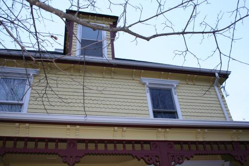 Showing alternate shingle patterns and brackets