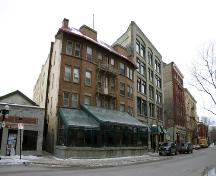 Vue d'ensemble - du sud-est de l'hôtel Royal Albert Arms, Winnipeg, 2006; Historic Resources Branch, Manitoba Culture, Heritage, Tourism and Sport, 2006