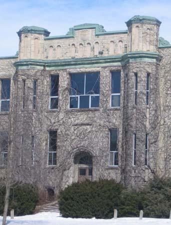 Detailed view of the Façade of 680 Tower St. South