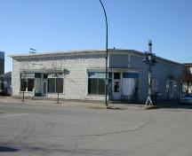 Main facades of the H.P. Tergesen and Sons General Merchant, Gimli, 2004; Historic Resources Branch, Manitoba Culture, Heritage and Tourism, 2004