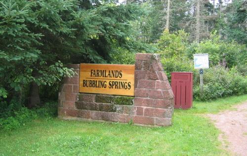 Showing entrance sign to trail