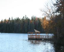 Showing pond and observation deck; Donna Collings, 2008