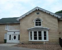 Of note is the gabled roof with bargeboard and pendants.; Martina Braunstein, 2007.