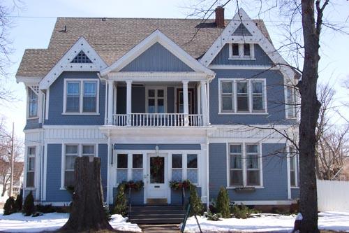 Neil MacQuarrie House