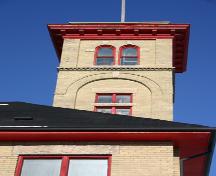 Tour (détail) de la caserne de pompiers no. 8, Winnipeg, 2007; Historic Resources Branch, Manitoba Culture, Heritage, Tourism and Sport, 2007