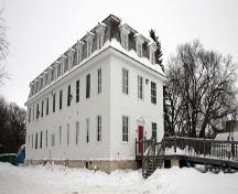 Vue du nord-ouest de l'ancienne hôtellerie de la Trappe, Winnipeg, 2005; Historic Resources Branch, Manitoba Culture, Heritage, Tourism and Sport, 2005