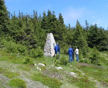 General view of Wolfe's Landing, showing the rural character of the hilled, grassy landscape, 2005.; Parks Canada Agency / Agence Parcs Canada, David Henderson, 2005.