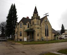 Primary elevations, from the northeast, of Carman United Church, Carman, 2005; Historic Resources Branch, Manitoba Culture, Heritage and Tourism, 2005