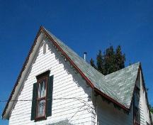 Caleb House, Paradise, N.S., decorative bargeboards at gables, 2009.; Heritage Division, NS Dept. of Tourism, Culture and Heritage, 2009