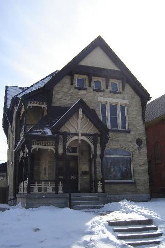 Facade, 165 Oxford Street East, 2008