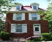 front facade of the Weaver's House; RHI 2006