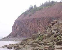 Joggins Fossil Cliffs looking north towards the Joggins and Boss Point geological formations.; Heritage Division, NS Dept. of Tourism, Culture and Heritage, 2009.