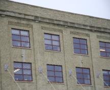 Mur (détail) du bâtiment Johnston Terminal, Winnipeg, 2007; Historic Resources Branch, Manitoba Culture, Heritage and Tourism, 2007