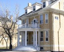 View of the front entryway of the Bishop's Residence, 2004.; Government of Saskatchewan, Bernie Flaman, 2004
