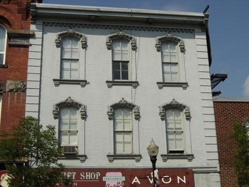 Facade above the storefront, 992 2nd Avenue East,