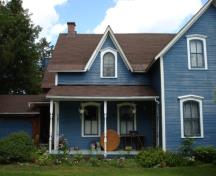 View of the veranda.; Rideau Heritage Initiative 2006