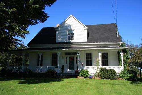 Showing front elevation