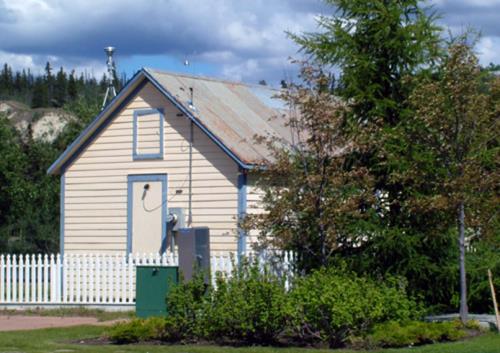 Train Crew's House 1    2009    