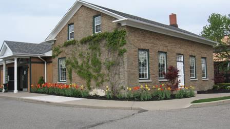 Elliott House