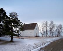 Primary elevations, from the southeast, of Knox Bellafield Presbyterian Church, Ninette area, 2005; Historic Resources Branch, Manitoba Culture, Heritage and Tourism, 2005