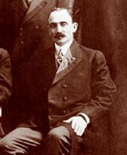 Dr Thomas J. Bourque