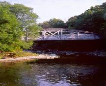View of the Middle Road Bridge and the Etobicoke Creek from the south.; City of Mississauga