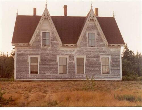 Isaac Newton House, 1980
