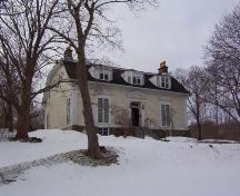 Exterior view of the main facade, 018 Topsail Road, St. John's, NL.  Photo taken February 2005.; Heritage Foundation of Newfoundland and Labrador, 2005