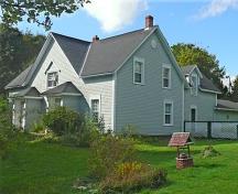 La maison a été construite en 1840 et habitée par six générations de Steeves.; Village of Hillsborough