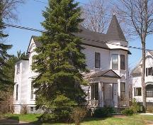 Rufus A. Tremain House, southeast perspective, 2004; Town of Truro, Sean Fraser, 1995