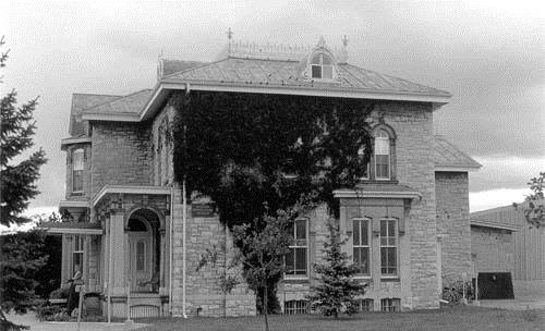 Façade est