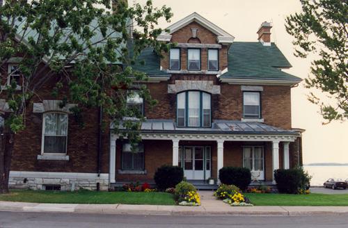 Façade