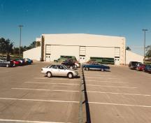 General view of Building 21, showing its wood frame construction, 1996.; Parks Canada Agency / Agence Parcs Canada, 1996.