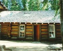Cabane en bois rond d'origine; Parks Canada