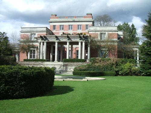 Side (south) elevation