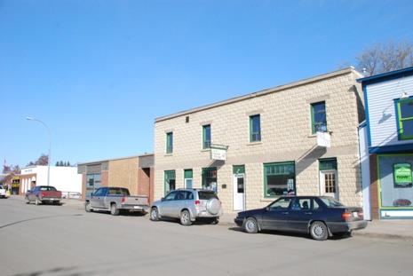 Front facade and streetscape
